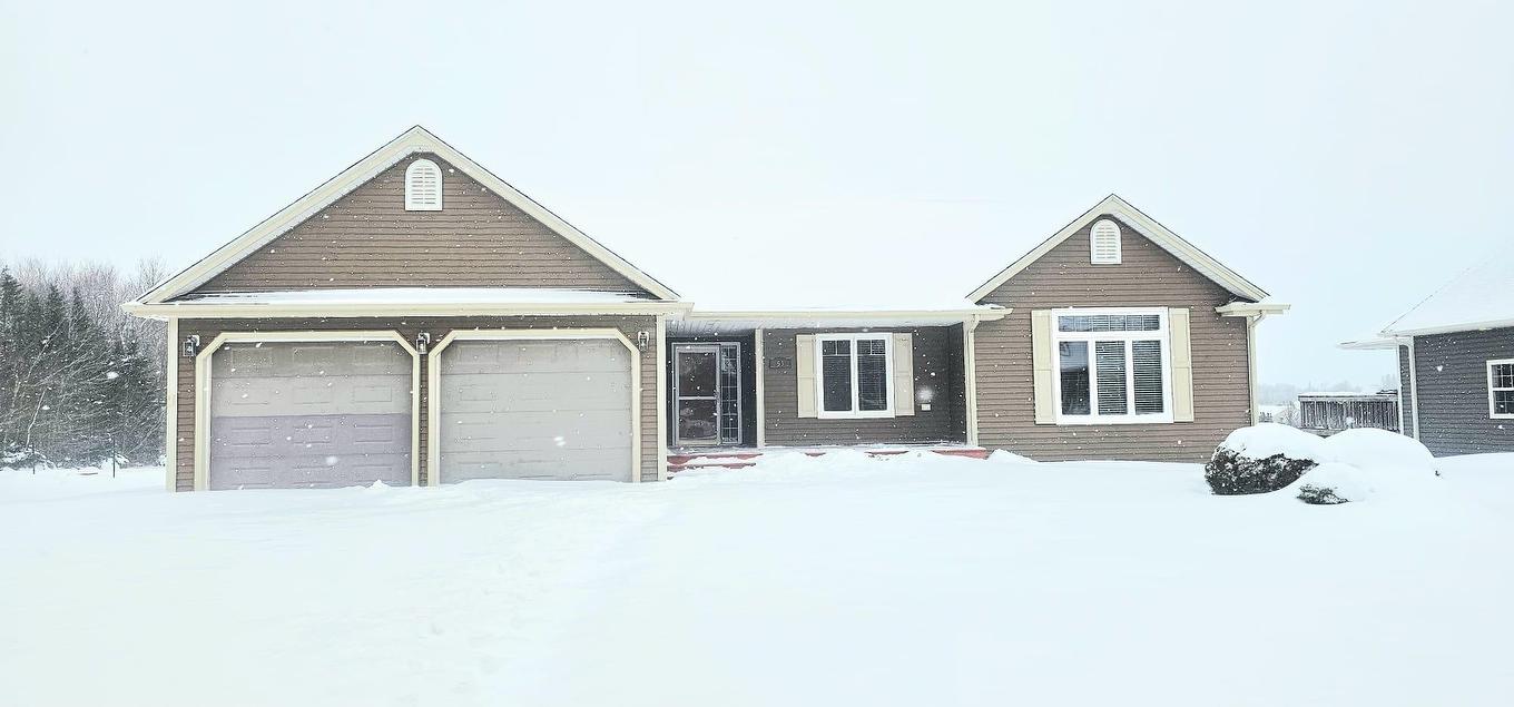 53 Bonavista Avenue, Stratford, PE