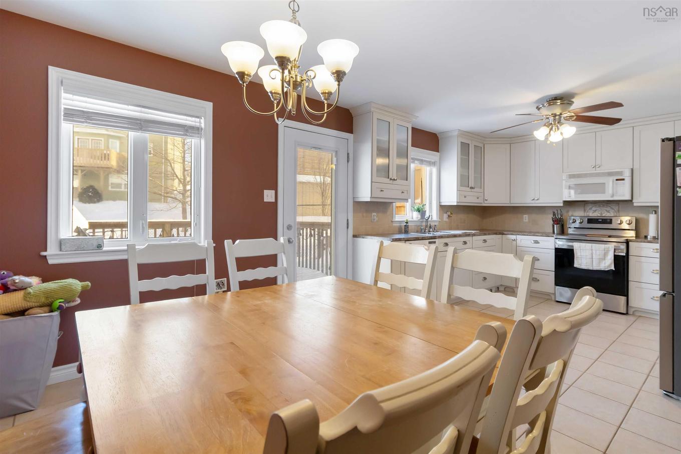 92 Russell Lake Drive, Dartmouth, NS