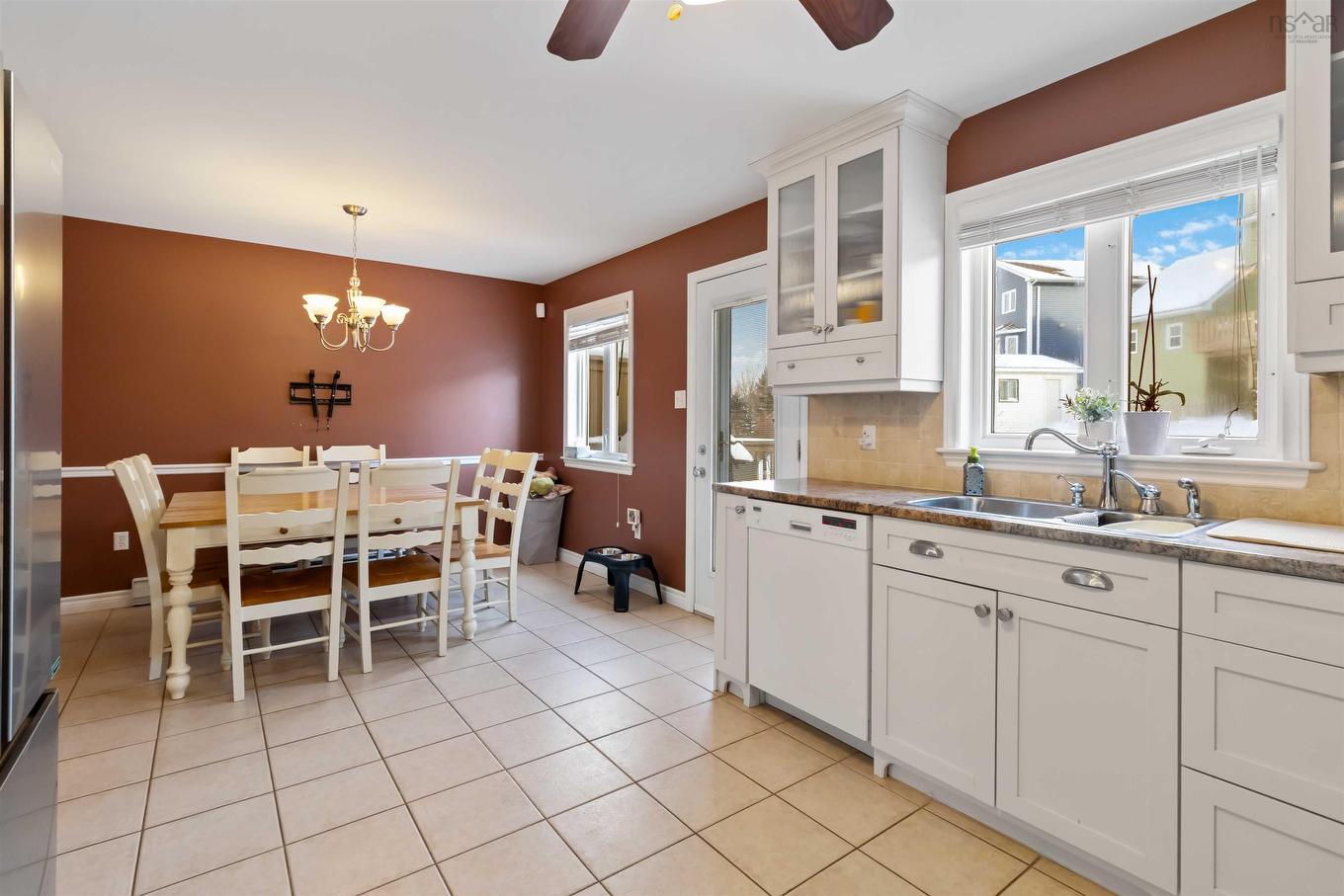 92 Russell Lake Drive, Dartmouth, NS