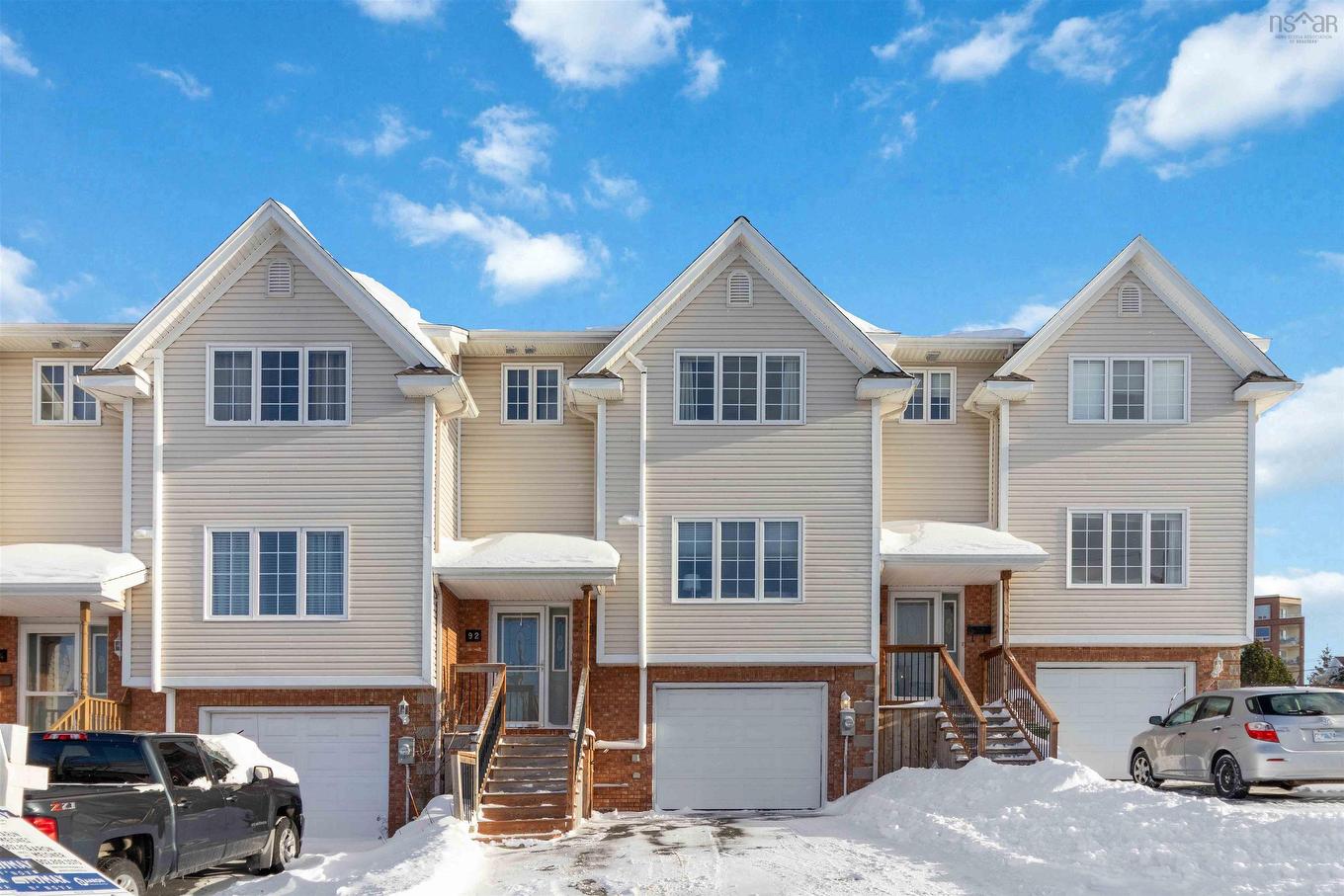 92 Russell Lake Drive, Dartmouth, NS