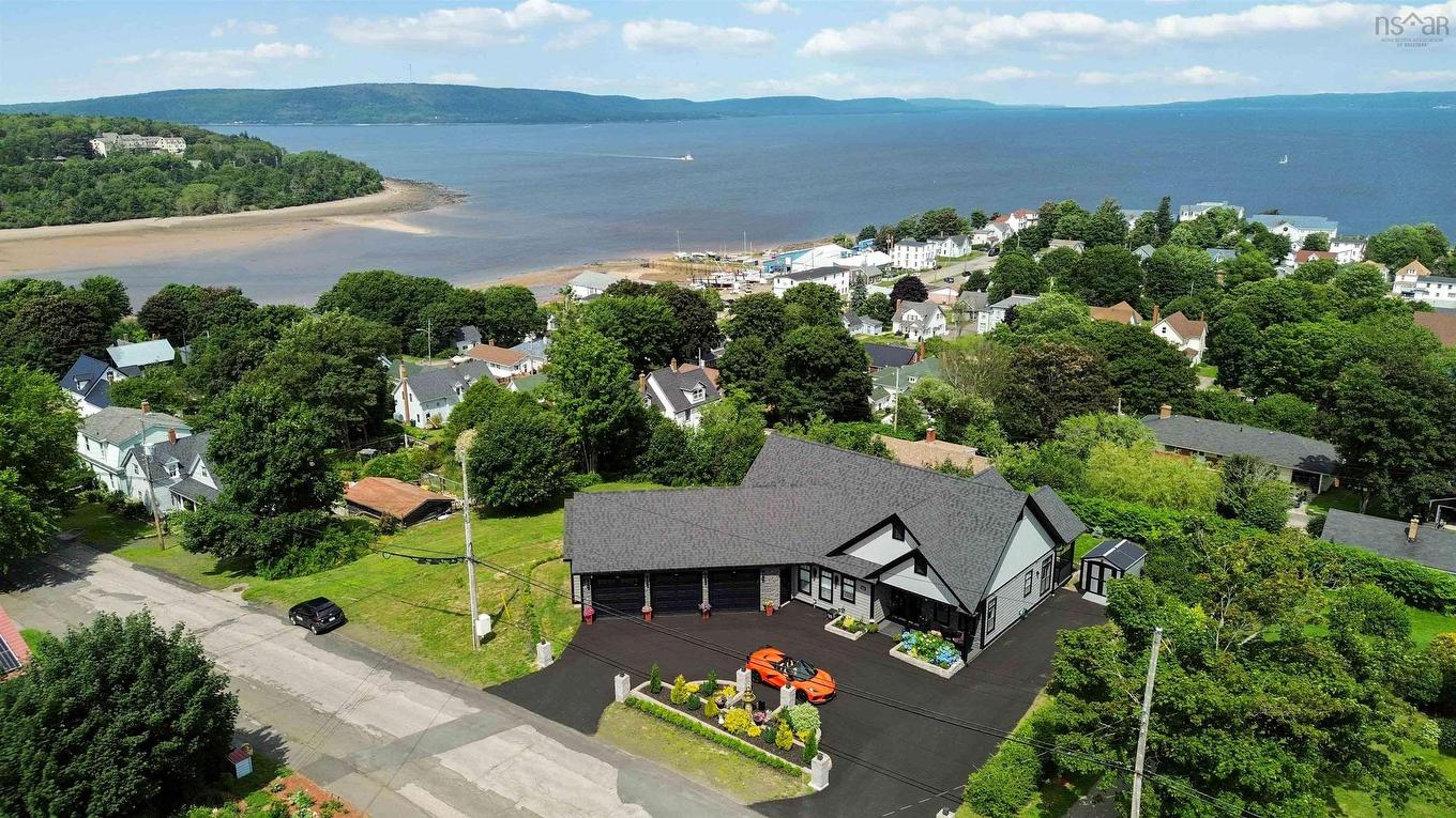 180 King Street, Digby, NS