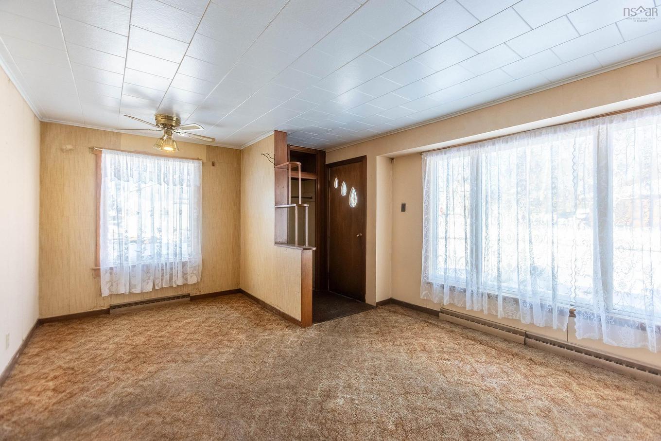 1 Boylston Avenue, Amherst, NS