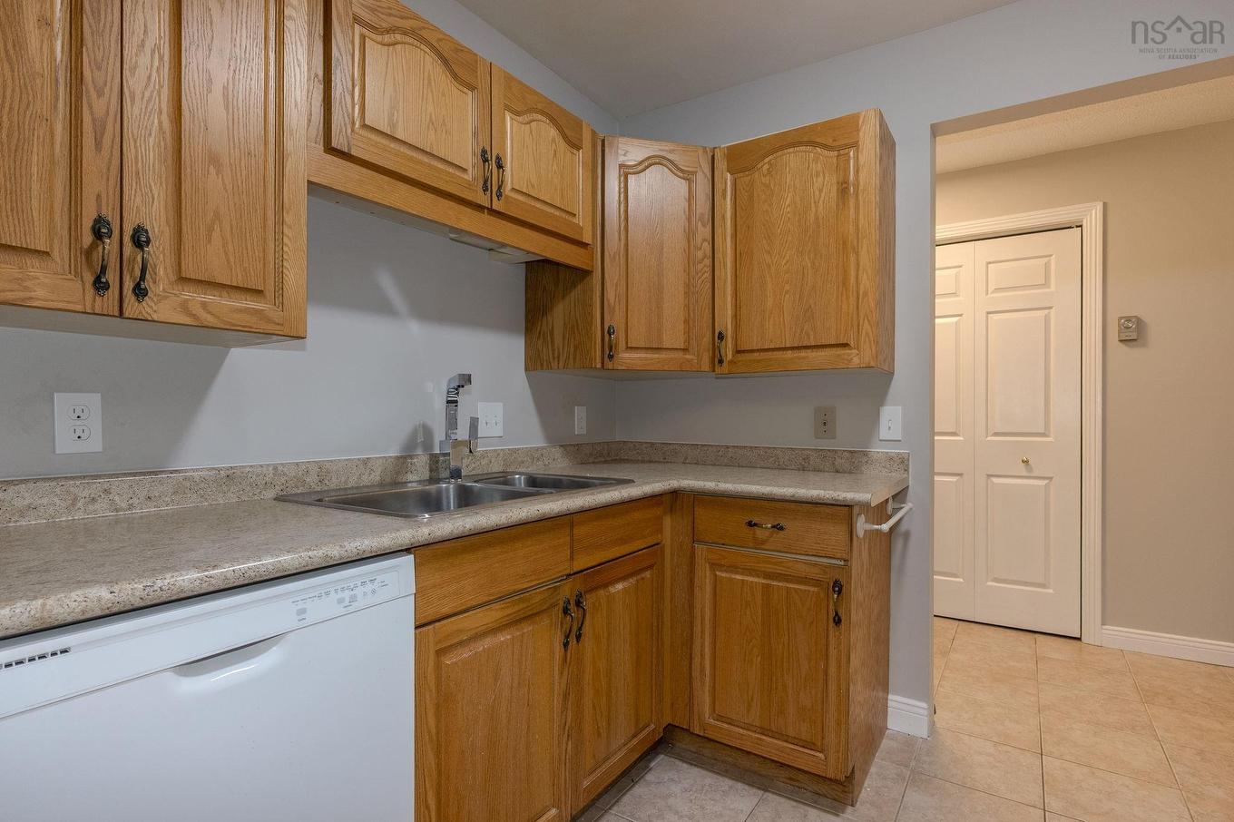 204 403 Prince Street, Truro, NS