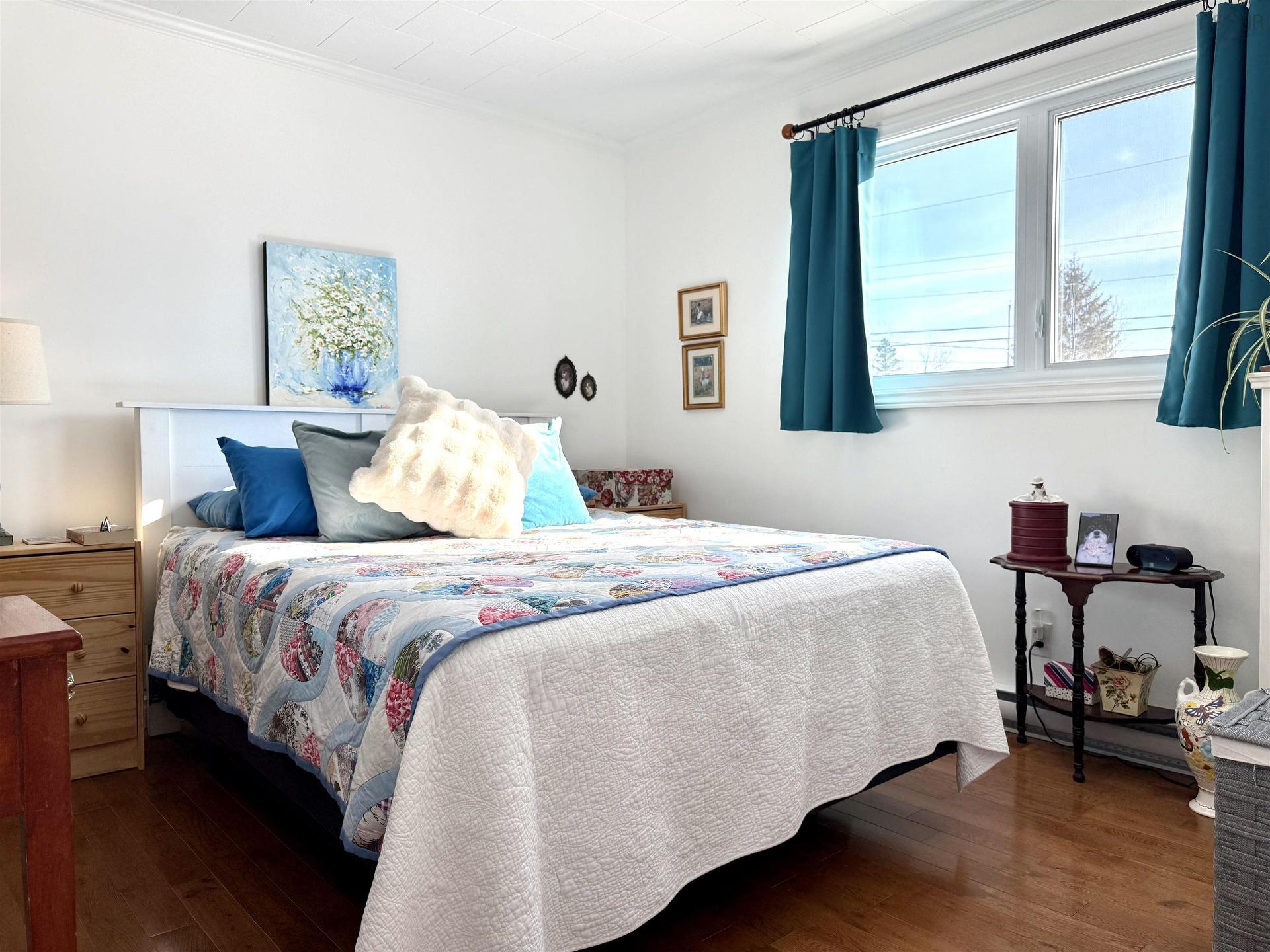 24 Rhodes Avenue, Amherst, NS - Indoor Photo Showing Bedroom