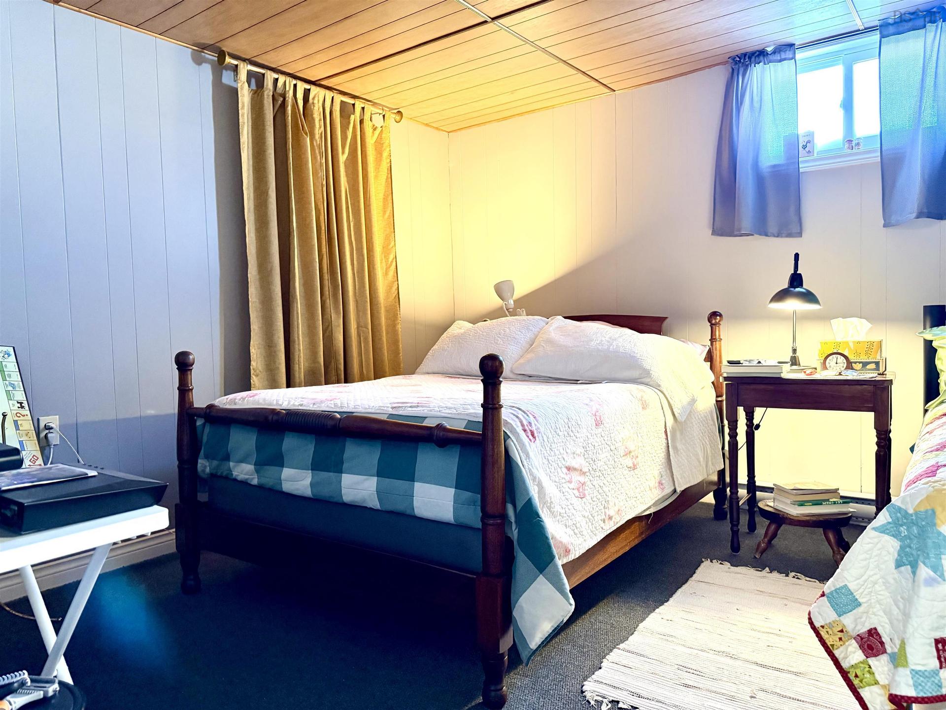 24 Rhodes Avenue, Amherst, NS - Indoor Photo Showing Bedroom