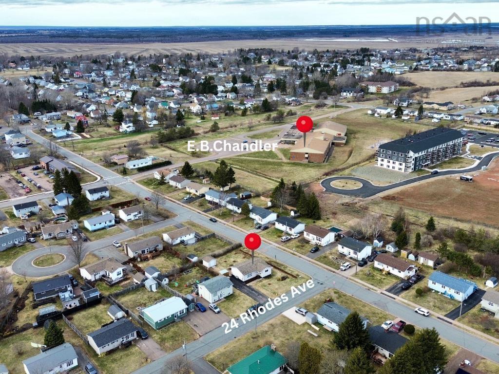 24 Rhodes Avenue, Amherst, NS