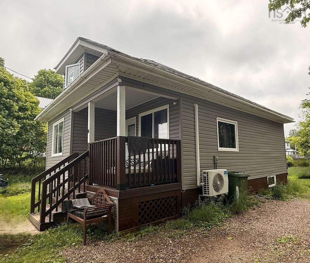 18 Royalty Street, Truro, NS