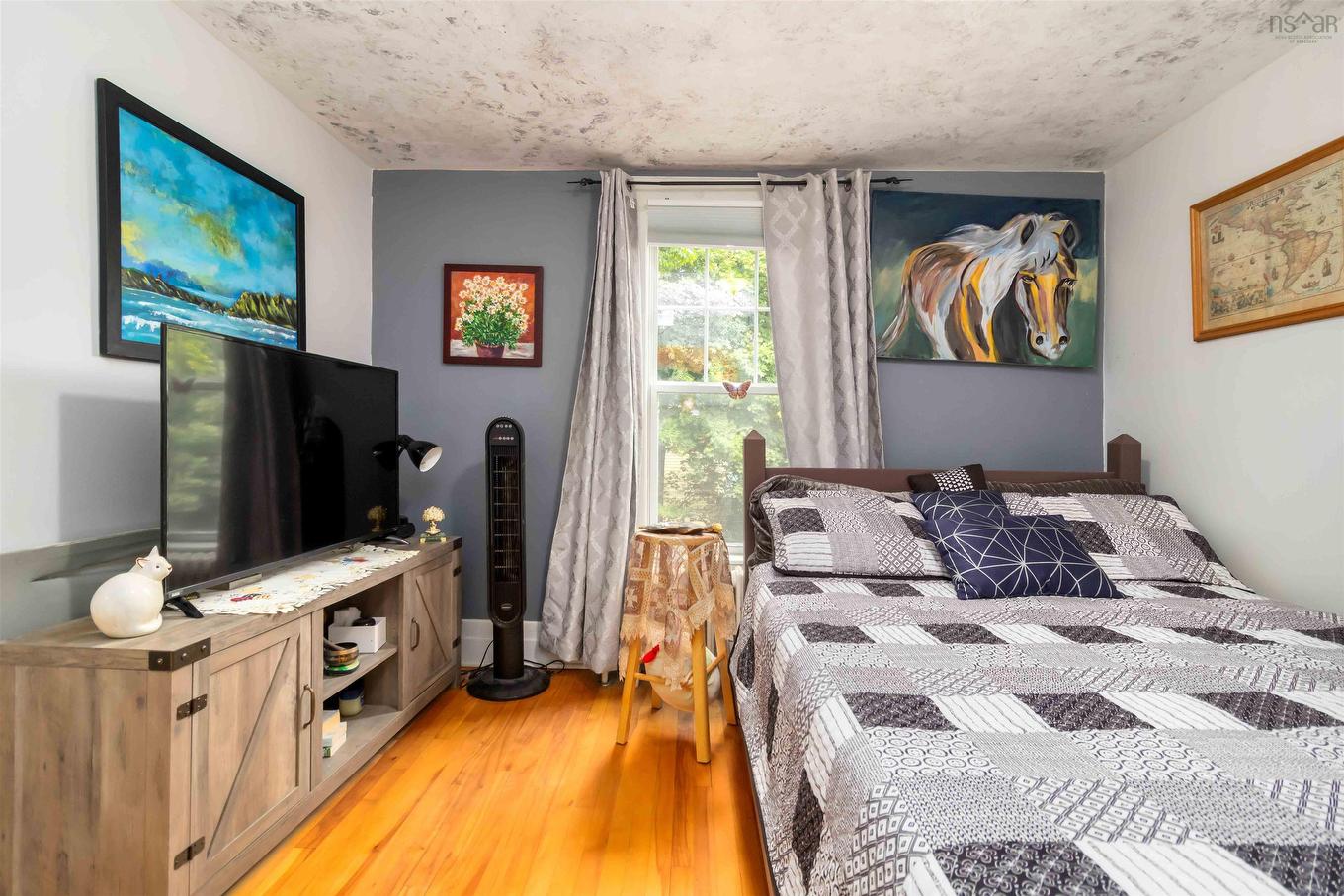 949 Mclean Street, Halifax, NS