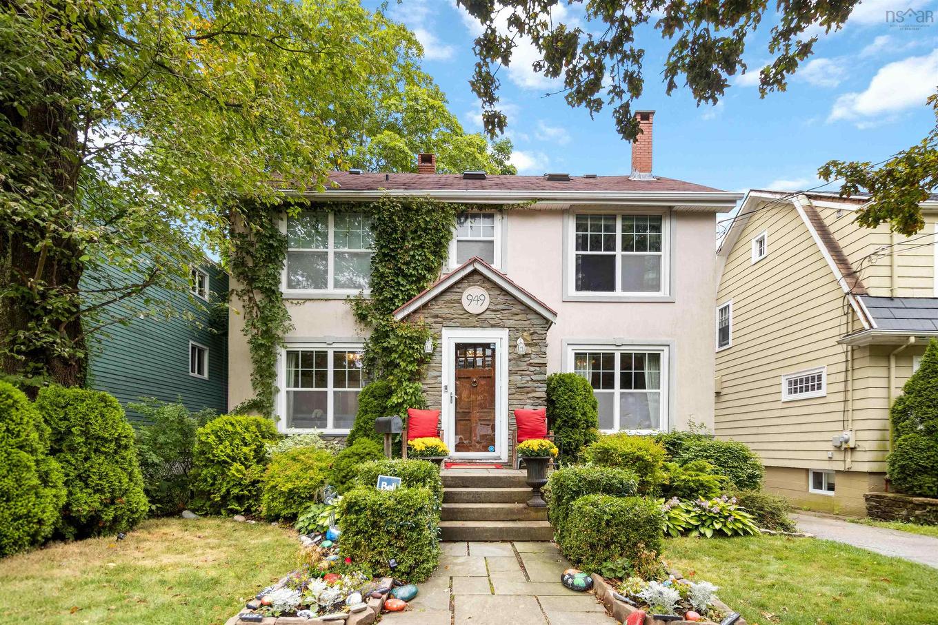 949 Mclean Street, Halifax, NS