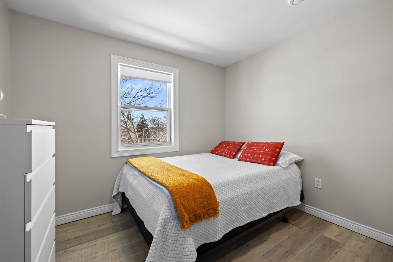 6 154 Cumberland Street, Charlottetown, PE