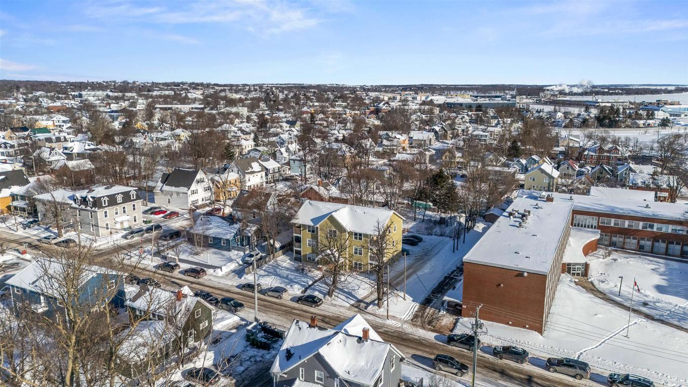 6 154 Cumberland Street, Charlottetown, PE