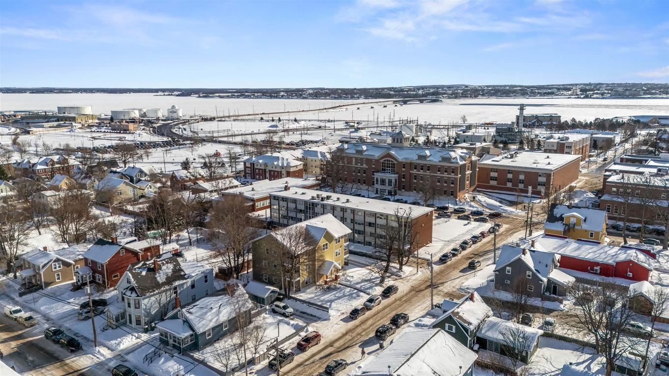 6 154 Cumberland Street, Charlottetown, PE