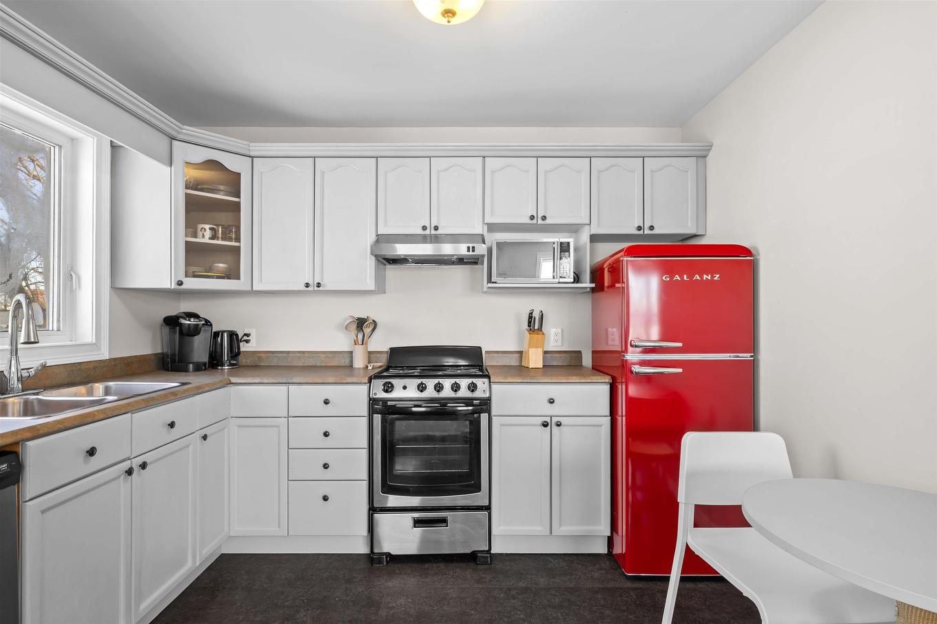 6 154 Cumberland Street, Charlottetown, PE