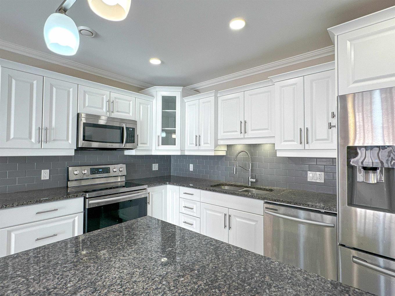 108 210 Shakespeare Drive, Stratford, PE