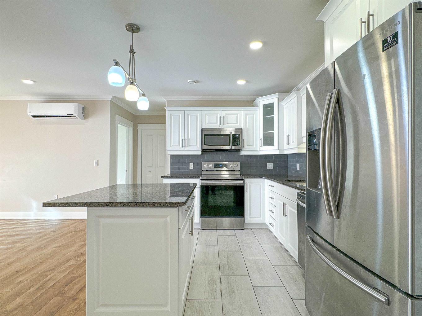 108 210 Shakespeare Drive, Stratford, PE