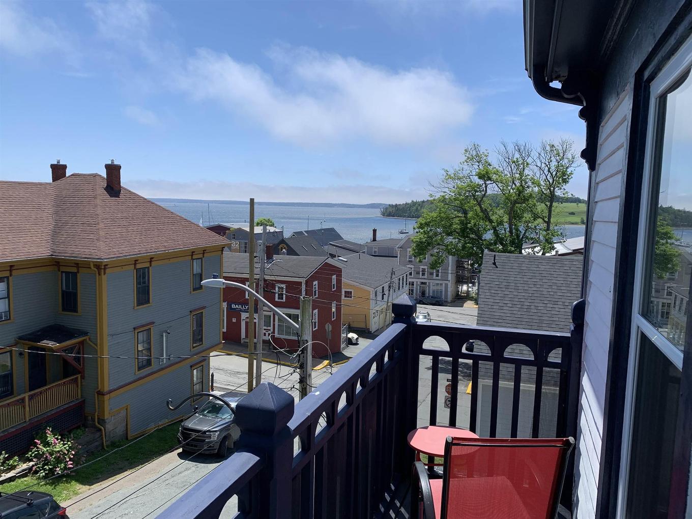 306 Lincoln Street, Lunenburg, NS