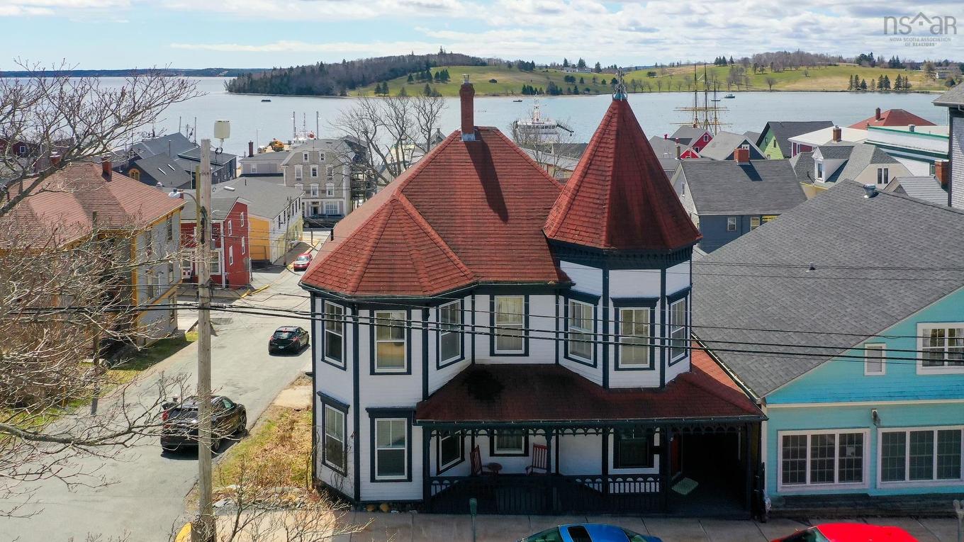 306 Lincoln Street, Lunenburg, NS
