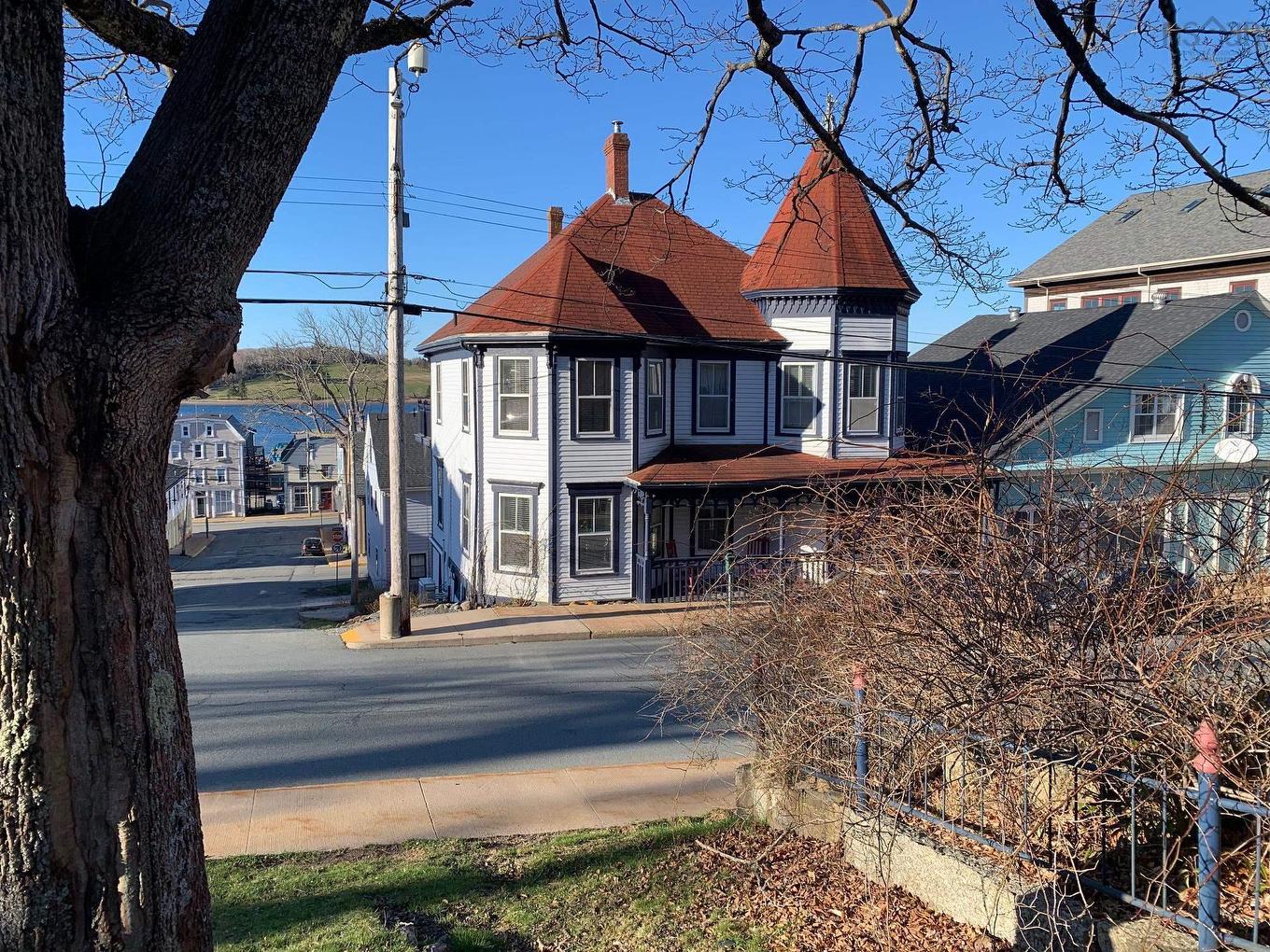 306 Lincoln Street, Lunenburg, NS