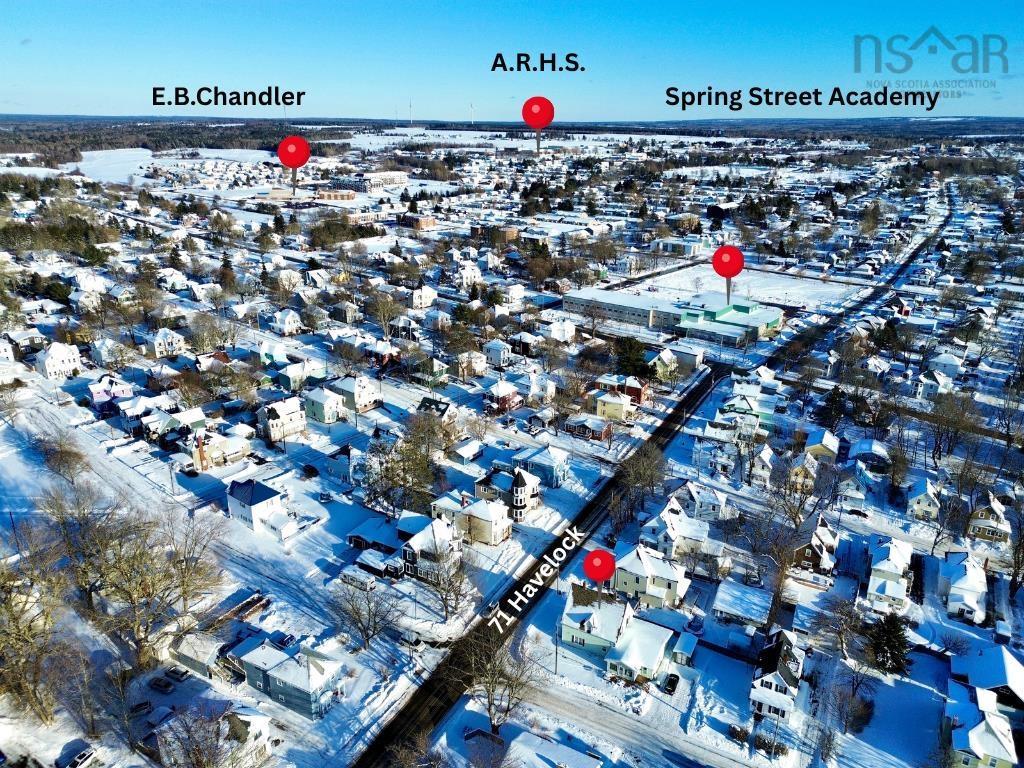 71 Havelock Street, Amherst, NS