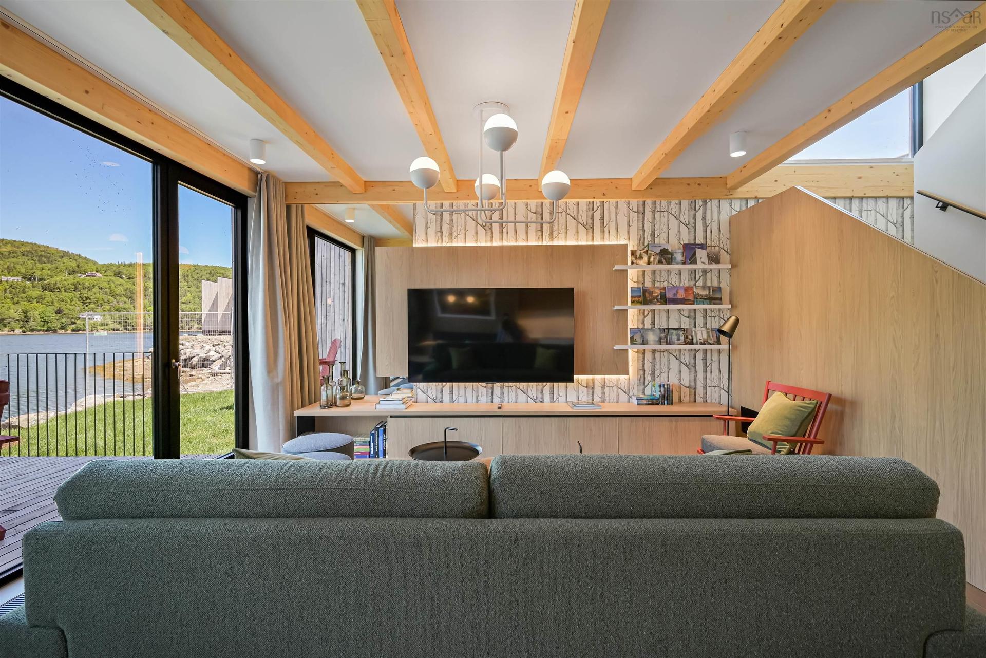 31 Osprey Lane, Ingonish, NS - Indoor Photo Showing Living Room