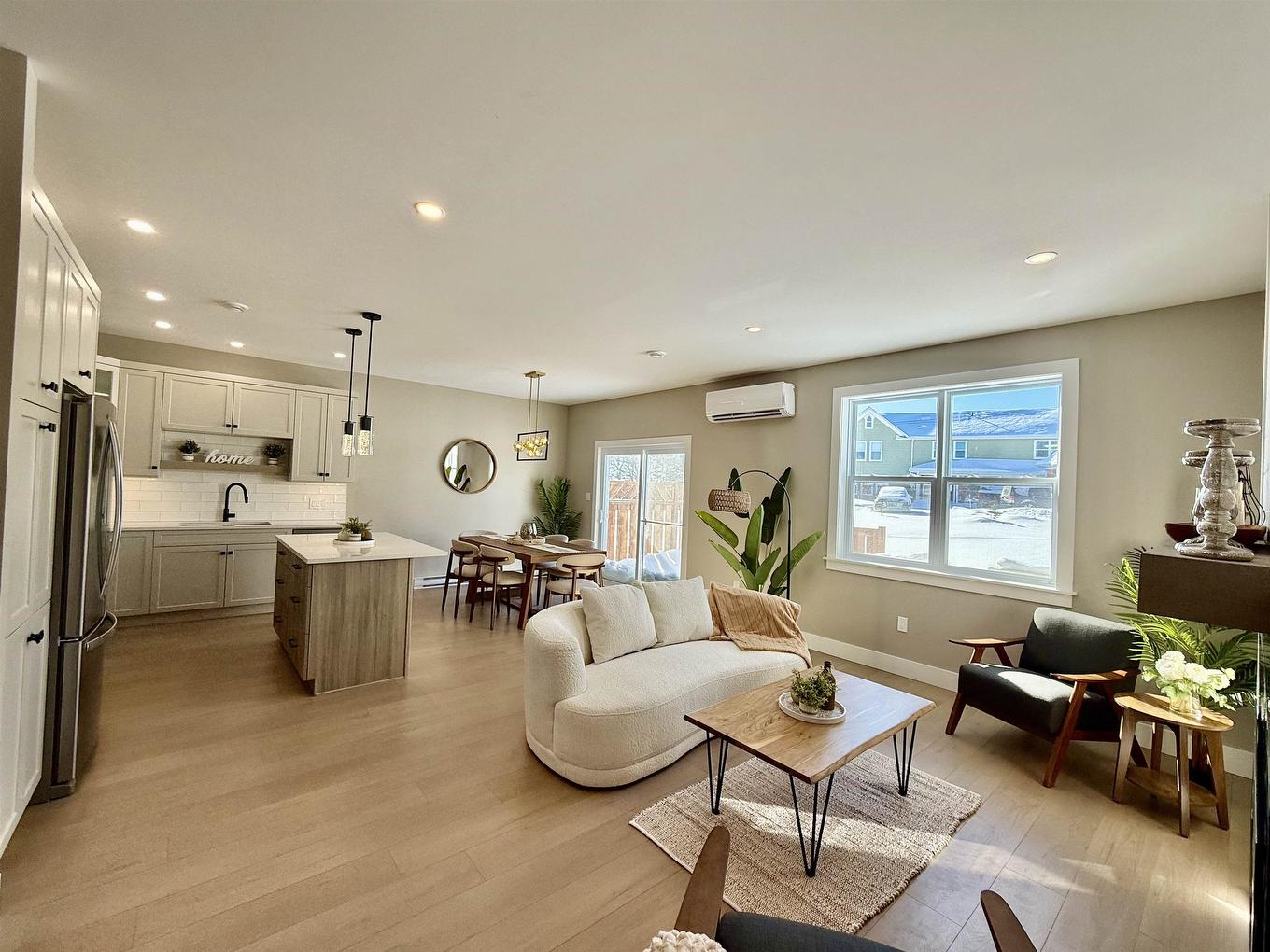 11 Anne Avenue N, Charlottetown, PE