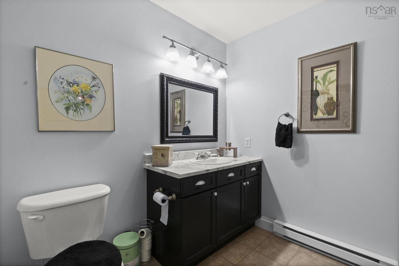 25 Middle Street, Dartmouth, NS