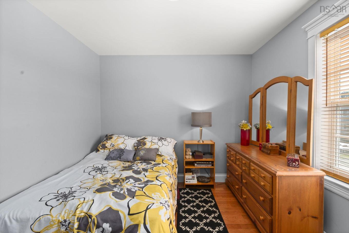 25 Middle Street, Dartmouth, NS