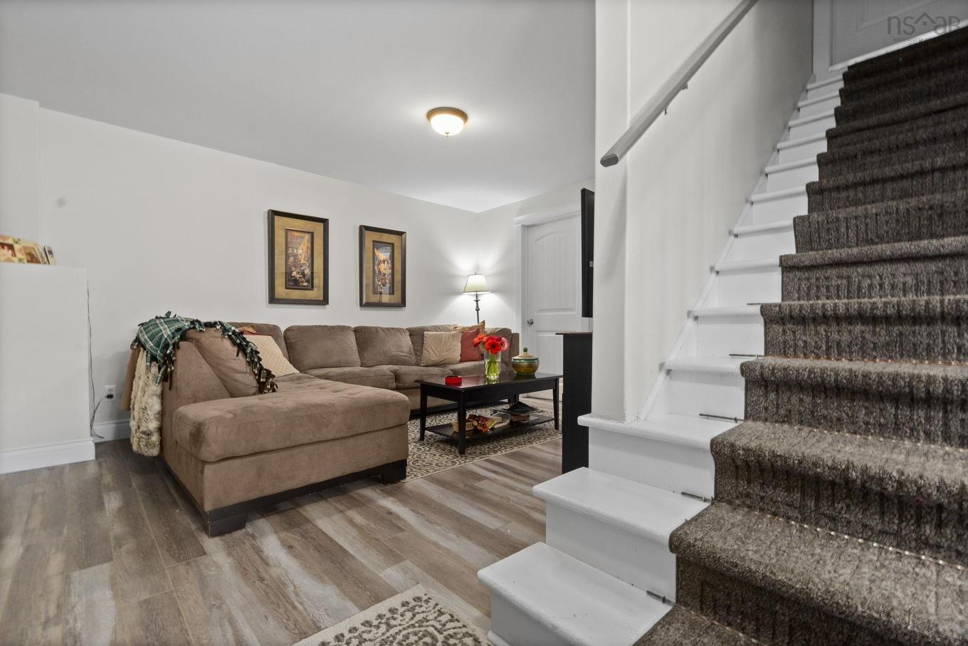 25 Middle Street, Dartmouth, NS