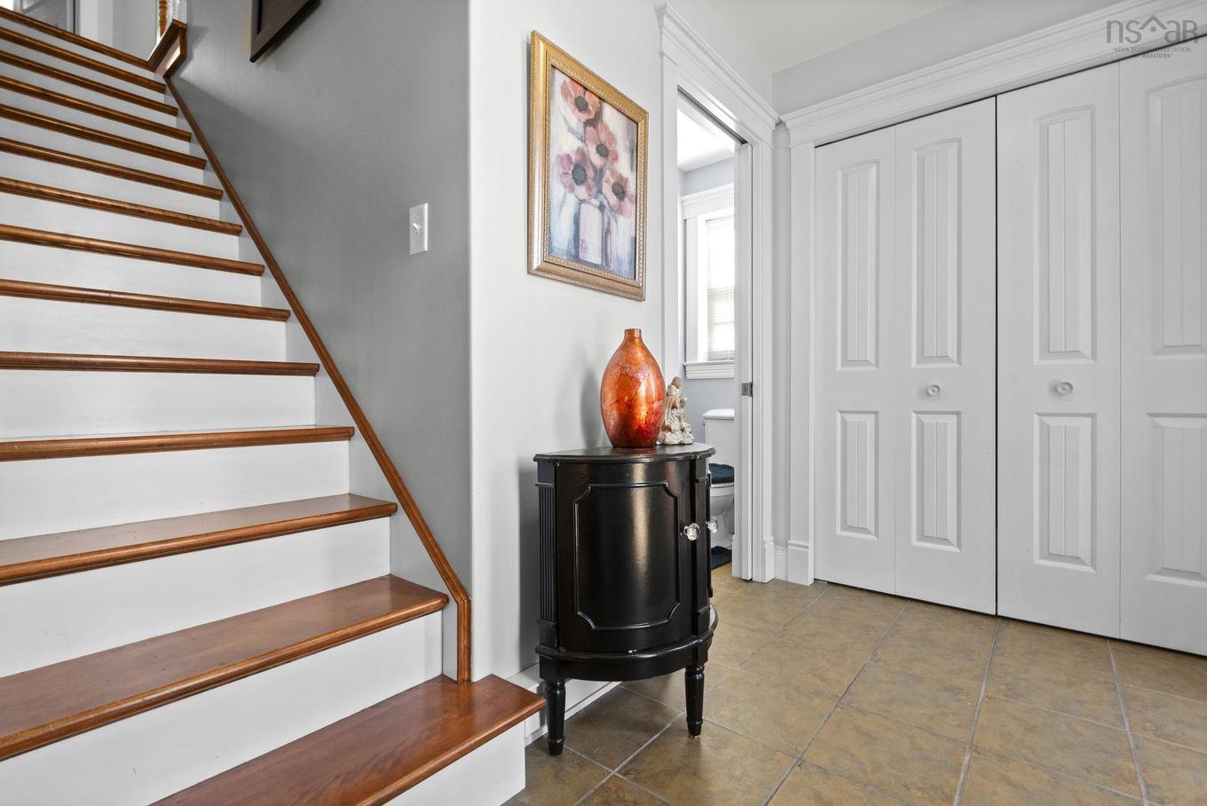 25 Middle Street, Dartmouth, NS