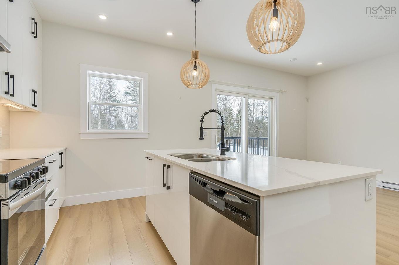 855 Highway 2, Elmsdale, NS