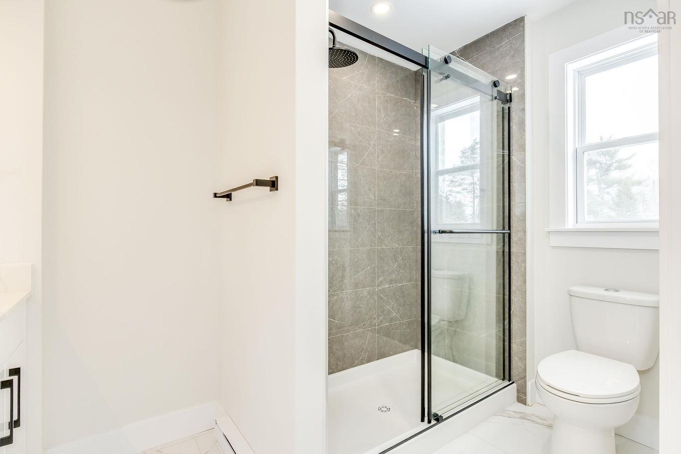 855 Highway 2, Elmsdale, NS