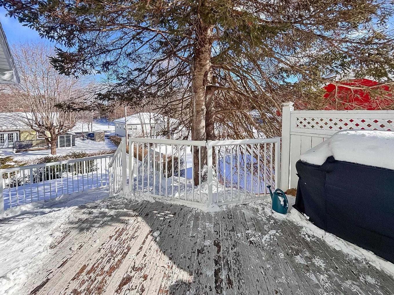 65 Walnut Street, Bridgewater, NS