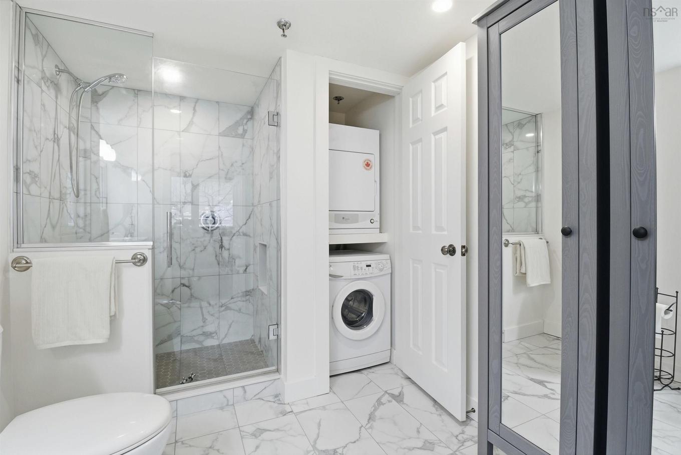 301 5530 Artillery Place, Halifax, NS