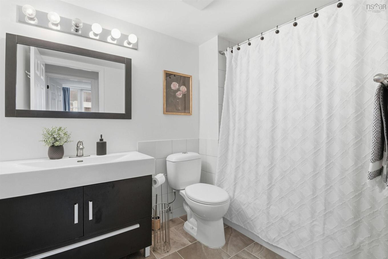 301 5530 Artillery Place, Halifax, NS