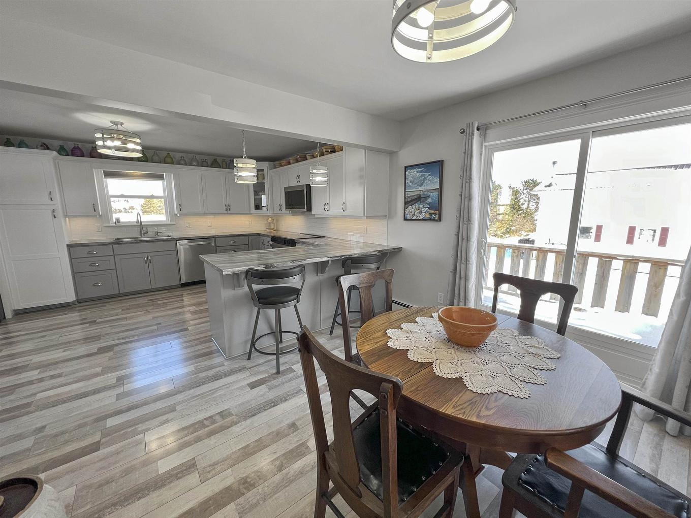 22 Hilltop Avenue, North Rustico, PE