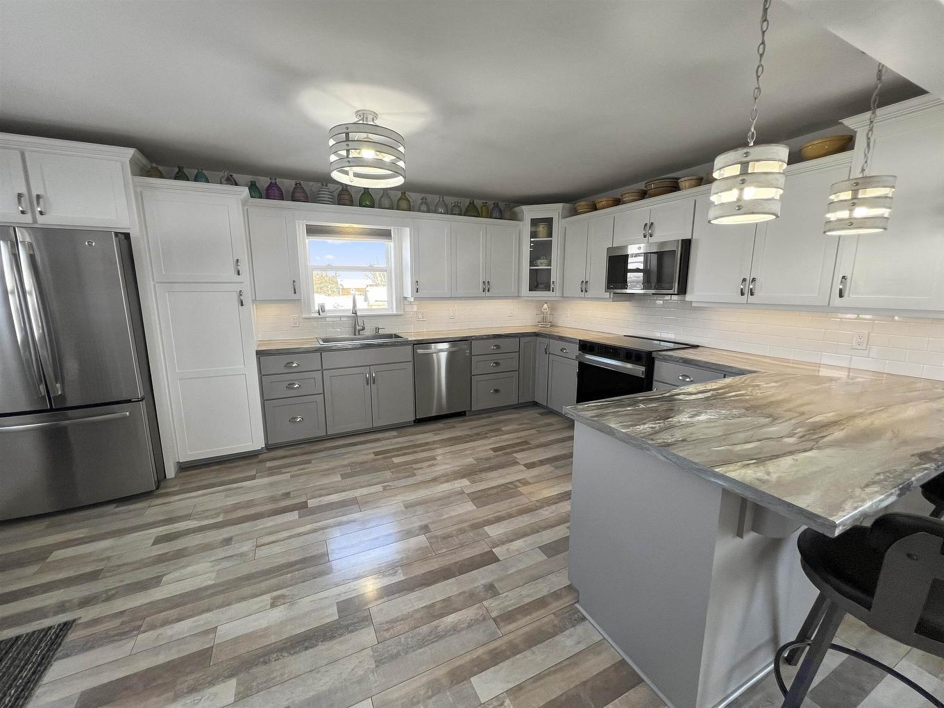 22 Hilltop Avenue, North Rustico, PE