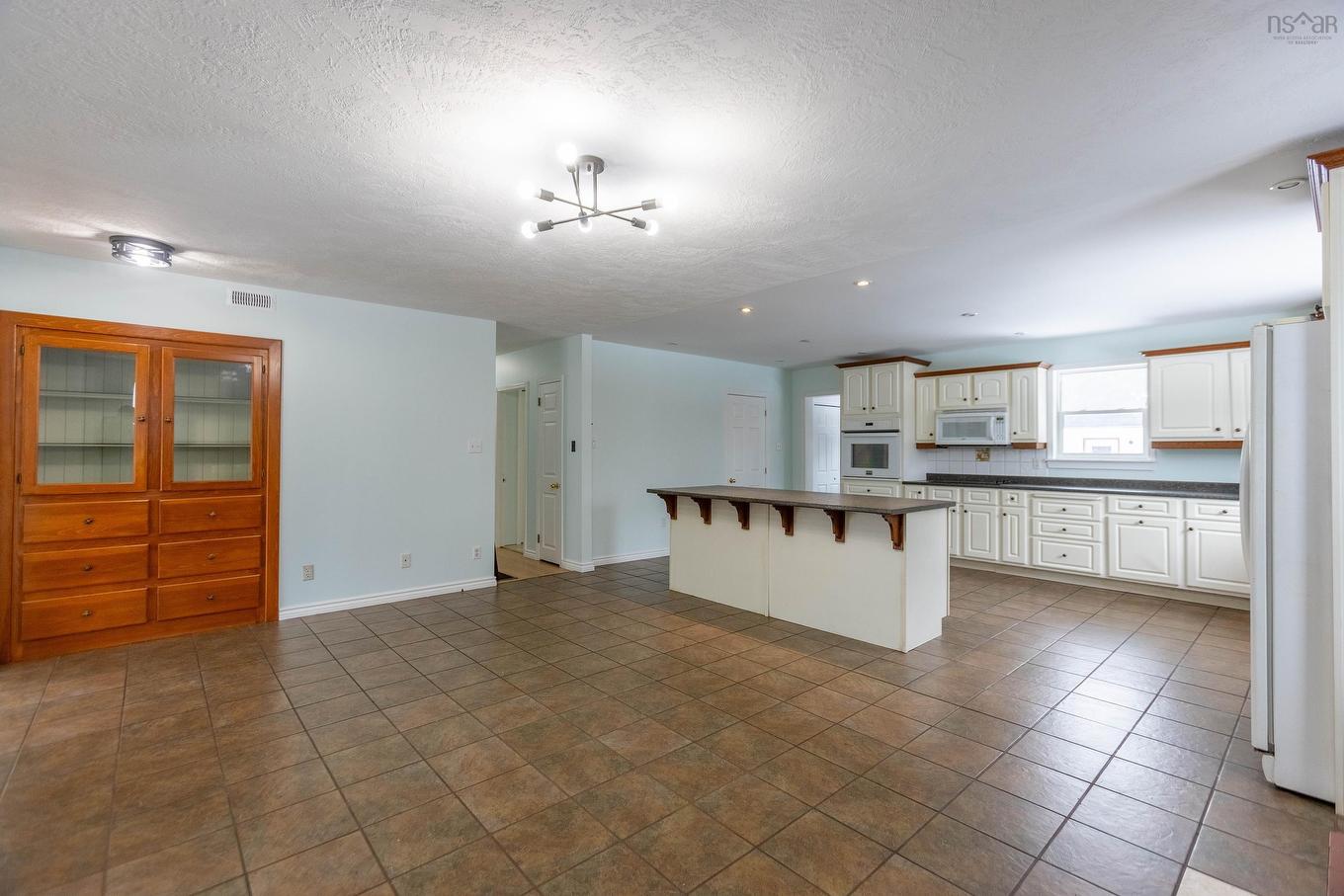 8675 Highway 2, Southampton, NS