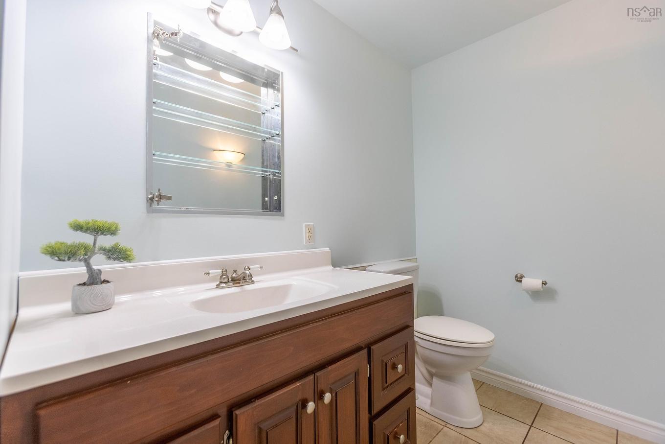 8675 Highway 2, Southampton, NS