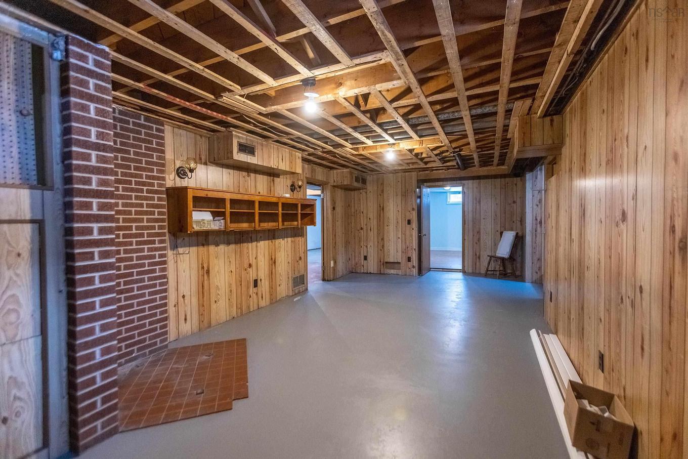 8675 Highway 2, Southampton, NS