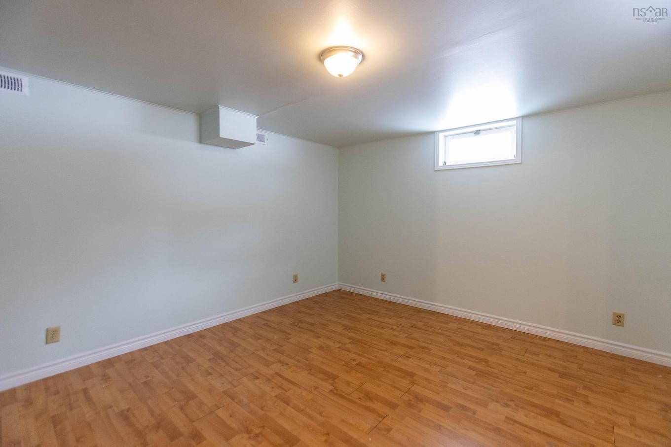 8675 Highway 2, Southampton, NS