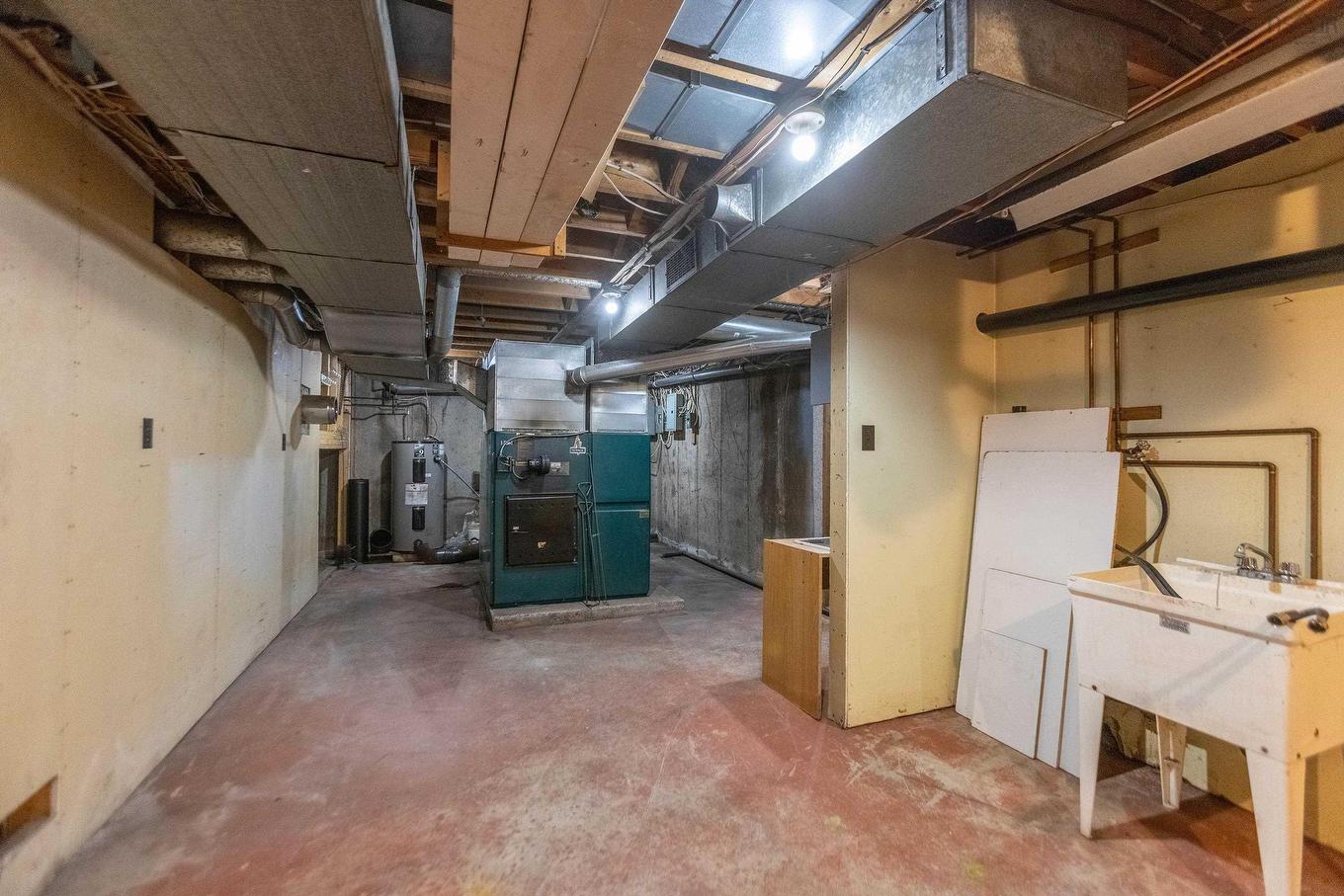 8675 Highway 2, Southampton, NS