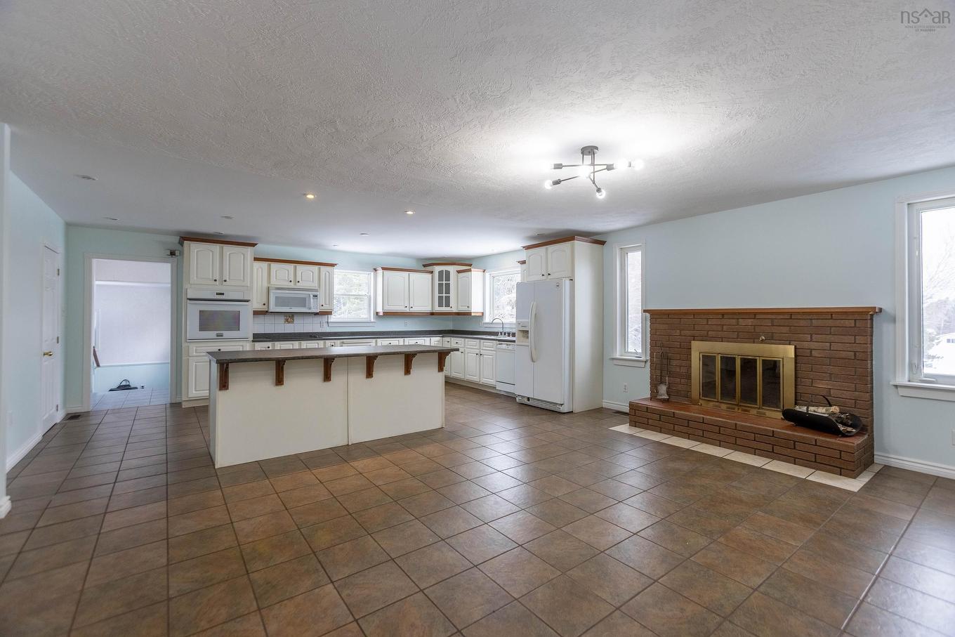 8675 Highway 2, Southampton, NS