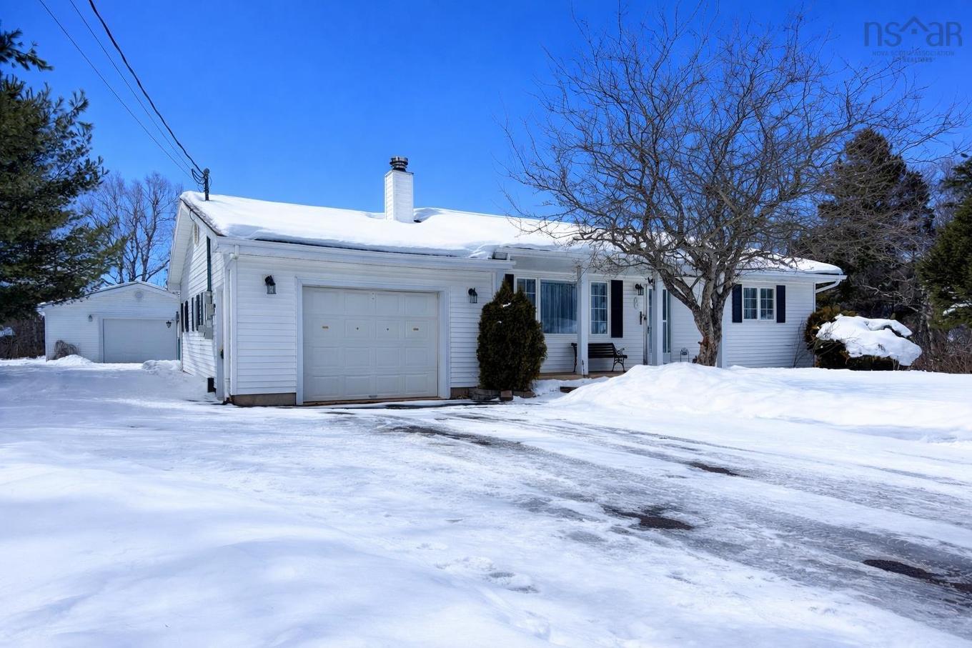 34 Riverbend Drive, Amherst, NS