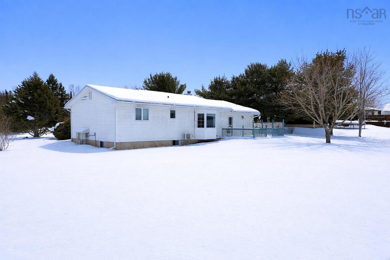 34 Riverbend Drive, Amherst, NS