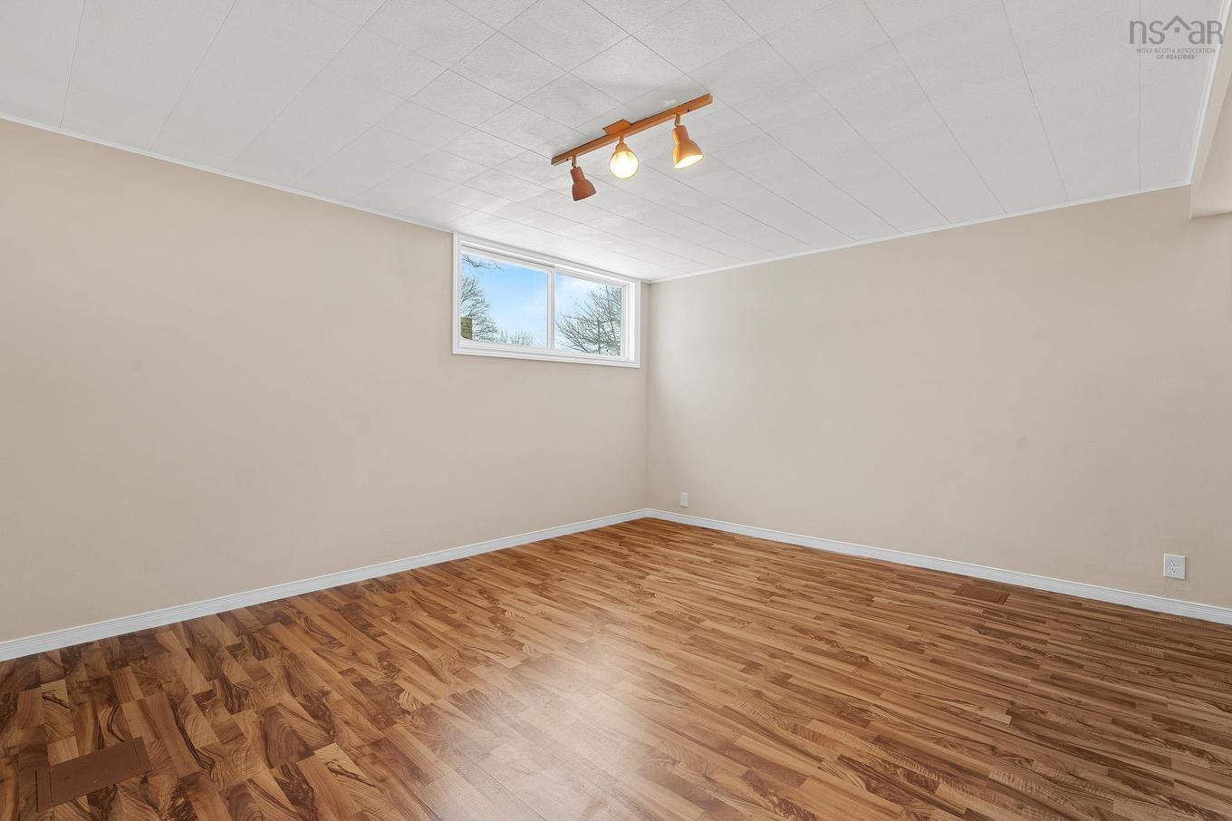 69 Deepwood Crescent, Halifax, NS