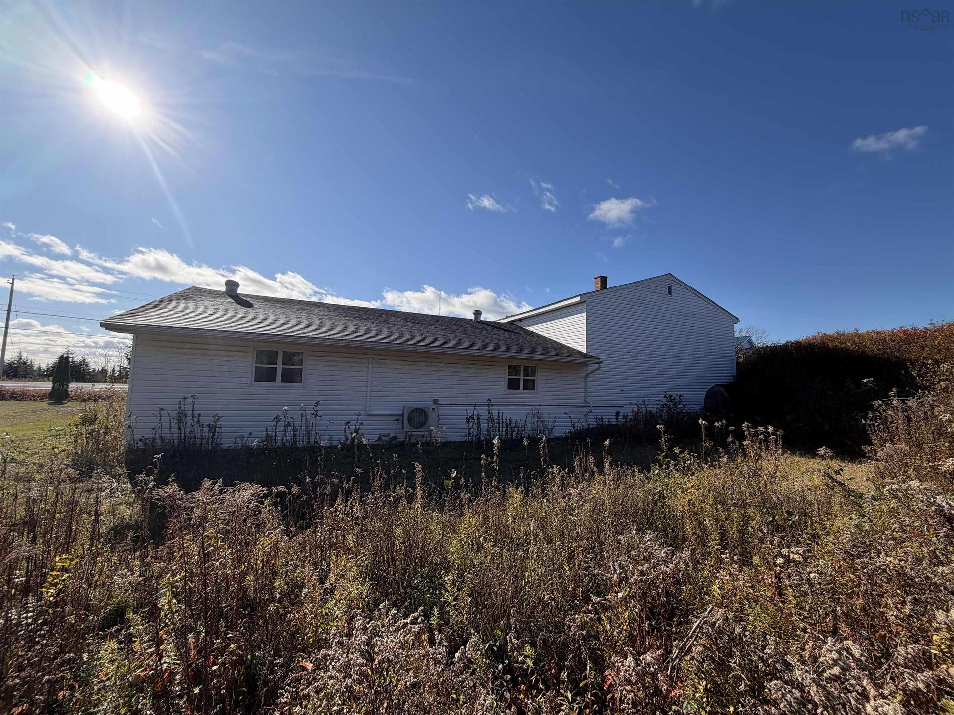 429 Highway 7, Ecum Secum, NS
