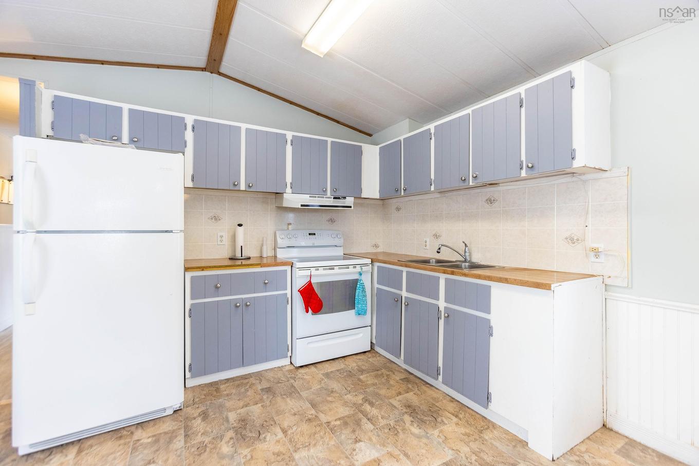 2 Costin Drive, Amherst, NS