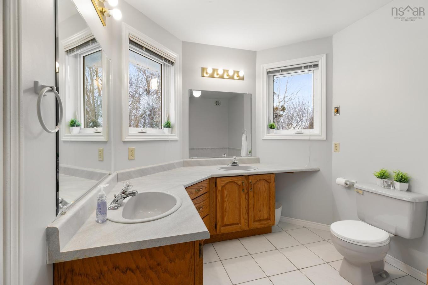 15 Appian Way, Dartmouth, NS