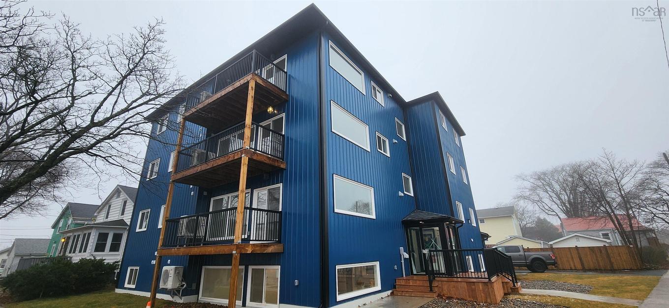 3620 Highland Avenue, Halifax Peninsula, NS