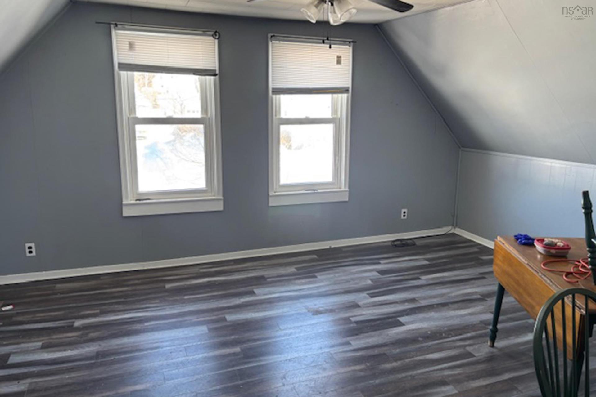55 Elm Street, Springhill, NS